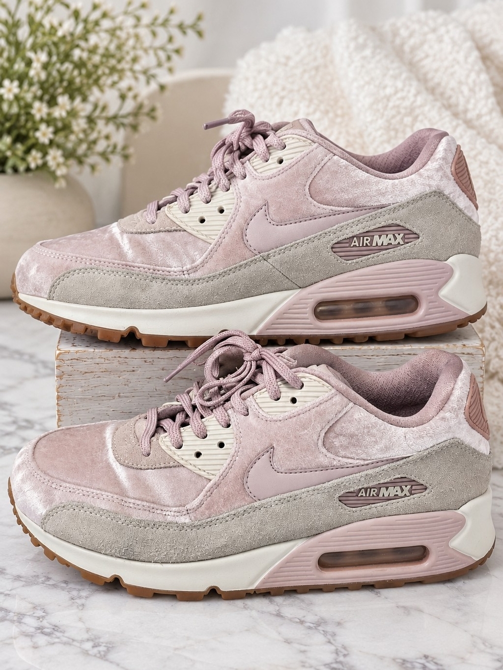 Nike Air Max Women's Pink Velvet Sneaker
